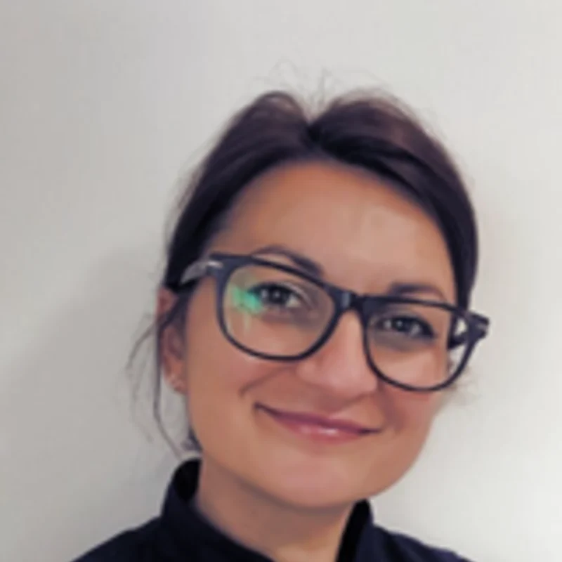 Tannlege Jasmina Bosnjakovic ved Årvoll Tannhelse